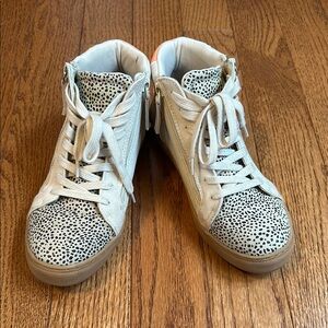 Universal Thread Women's High-Top Sneakers